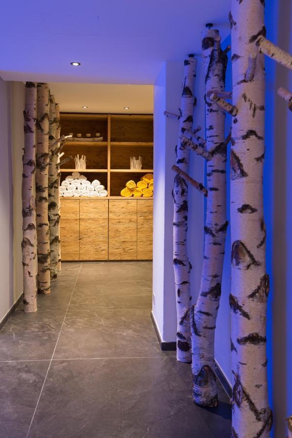 Hotel Corona Pinzolo Eksteriør bilde