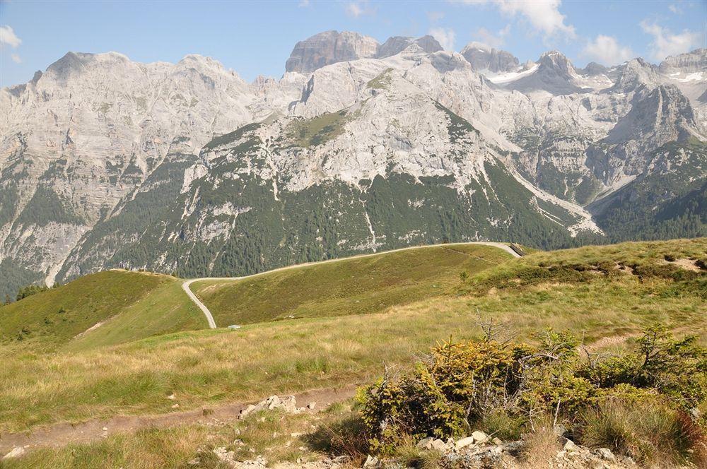 Hotel Corona Pinzolo Eksteriør bilde