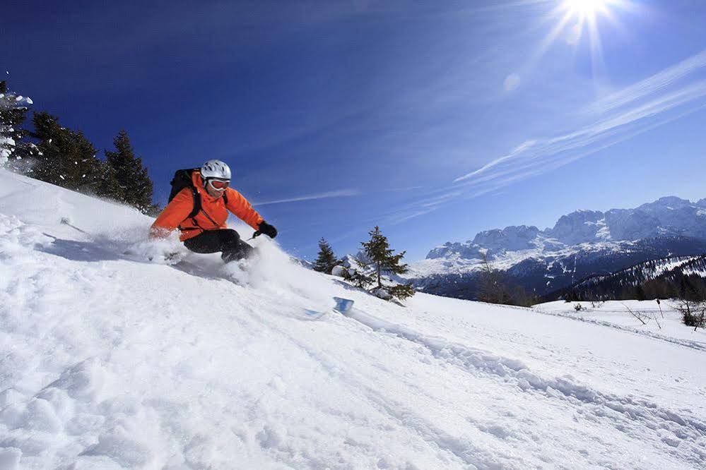 Hotel Corona Pinzolo Eksteriør bilde