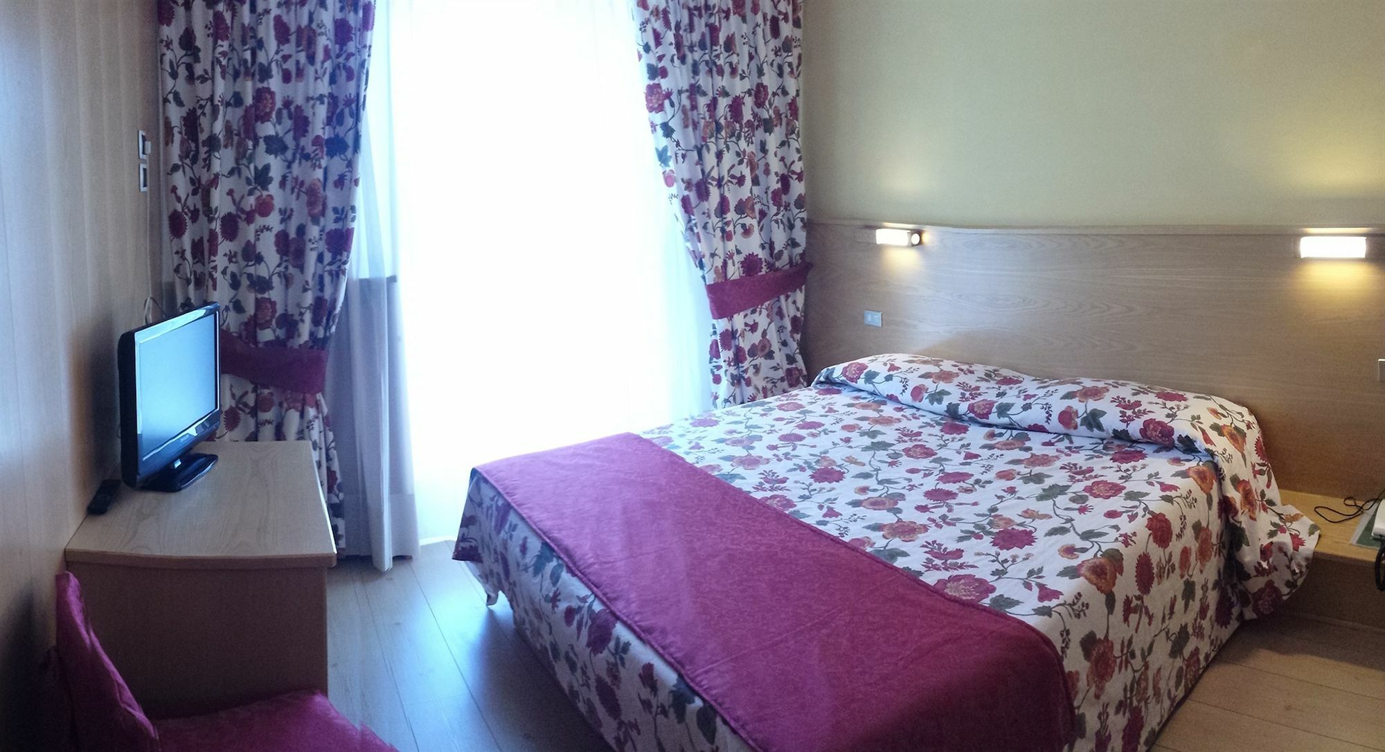 Hotel Corona Pinzolo Eksteriør bilde